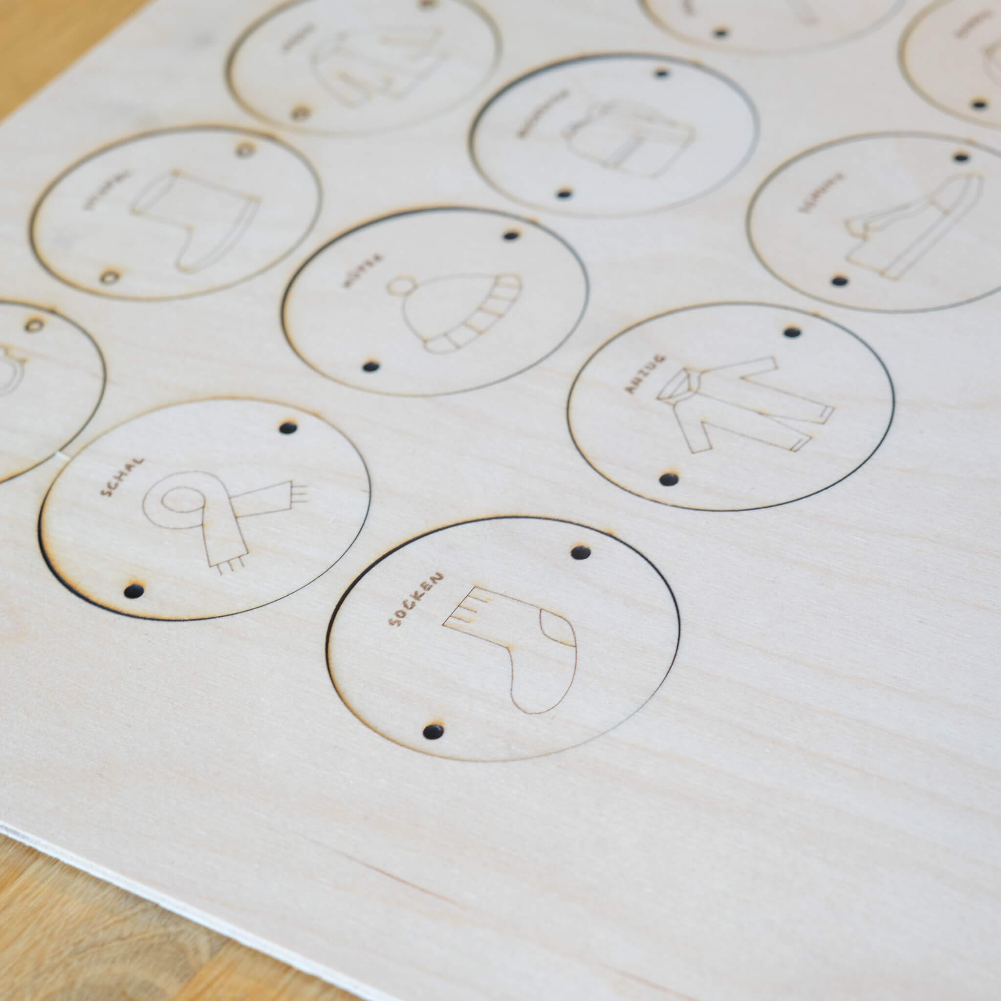 Kleiderschrank Etiketten - Laserdatei – Bild 3